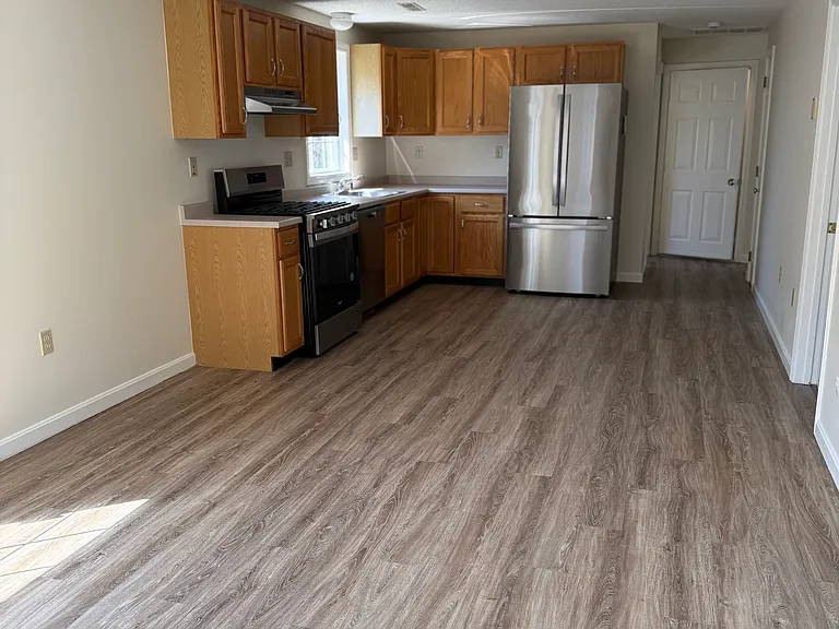 1026 Hildreth St #2 — Photo 4