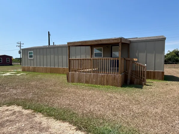 116 Willowrun, Palacios, TX 77465