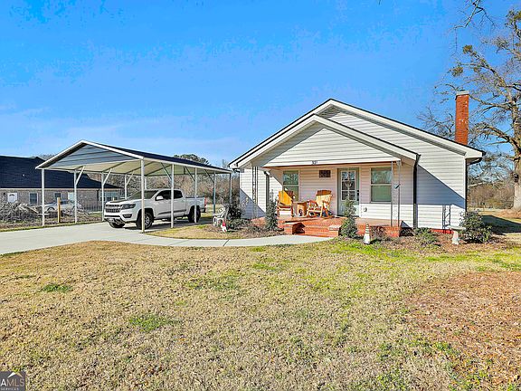 2nd image of 321 Rehoboth Church Rd