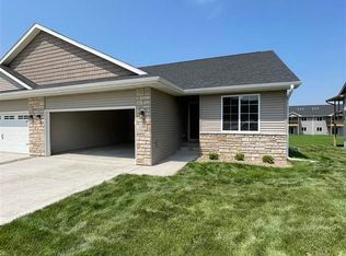 414 Elizabeth Ln, Tiffin, IA 52340