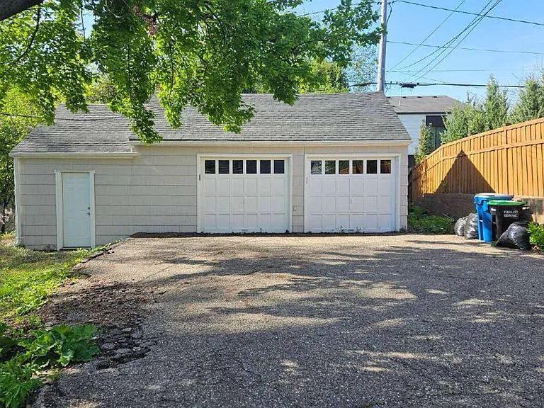3613 54th St W — Photo 2