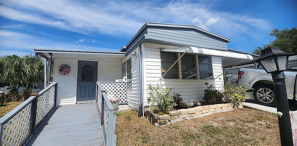 1st image of 104 Pioneer Ln
