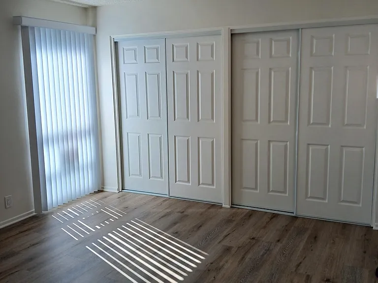 Eastbluff Townhomes — Photo 25