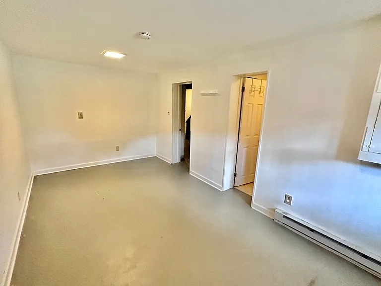 4422 Greenwich Pkwy NW — Photo 47