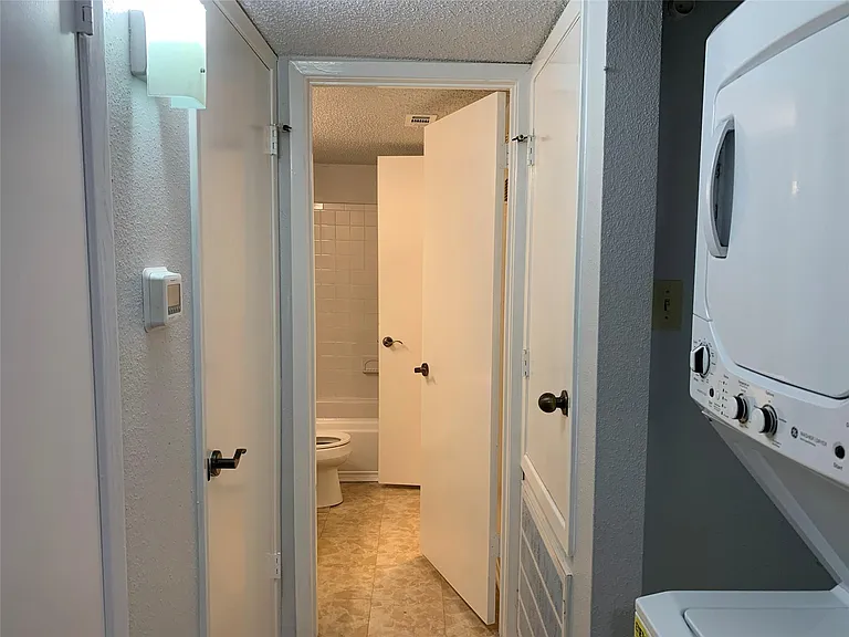 13002 Leader St #1/904 — Photo 9