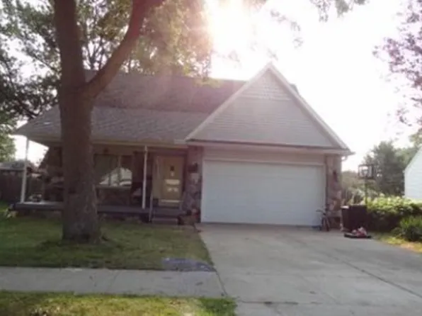 1341 Colorado St, Marysville, MI 48040