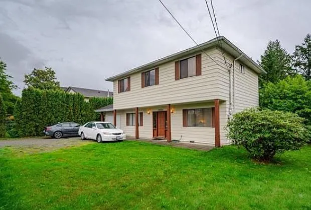 5 bed, 1963 sqft, $3,800 — Photo 2