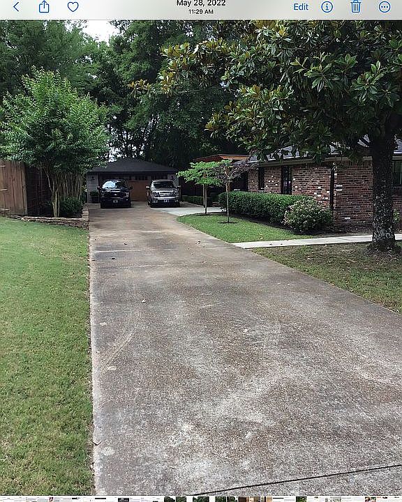 2nd image of 2625 Pemberton Ave