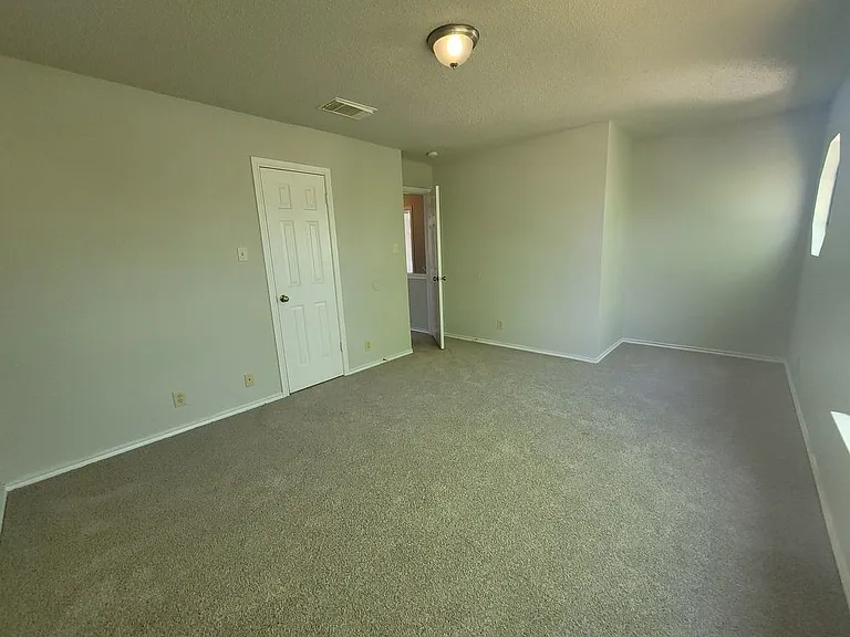 6110 Candletree — Photo 9