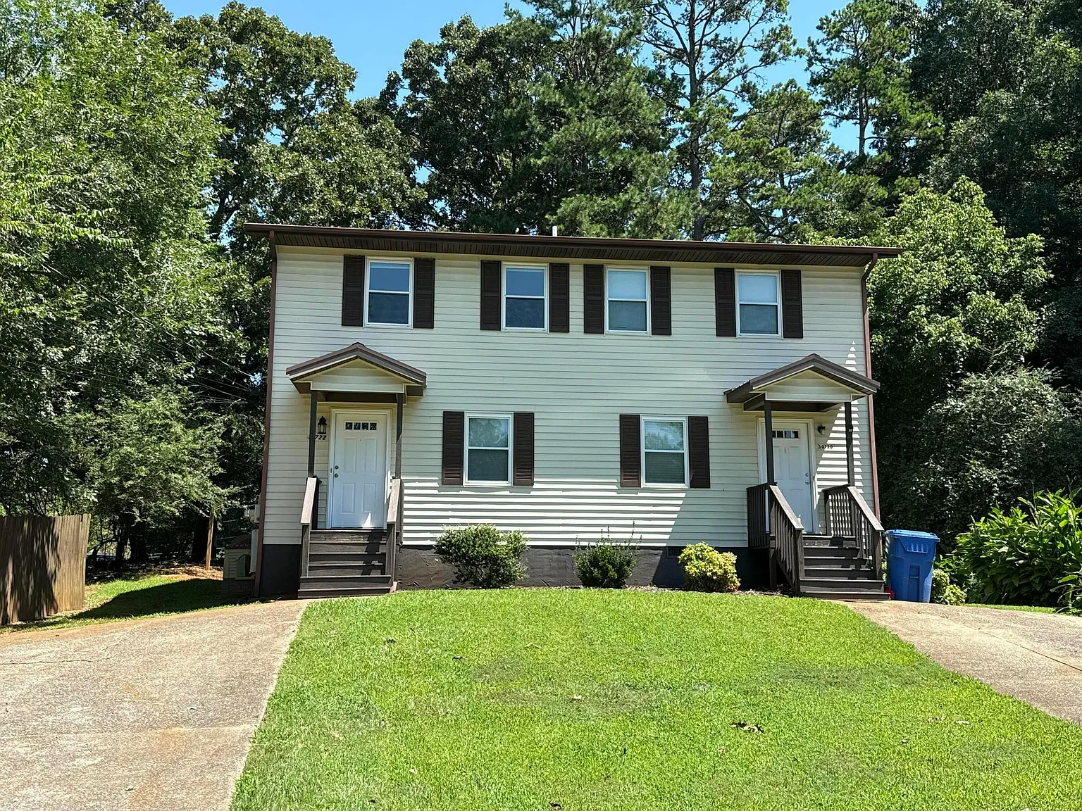 2 bed, 1102 sqft, $1,450 — Photo 1