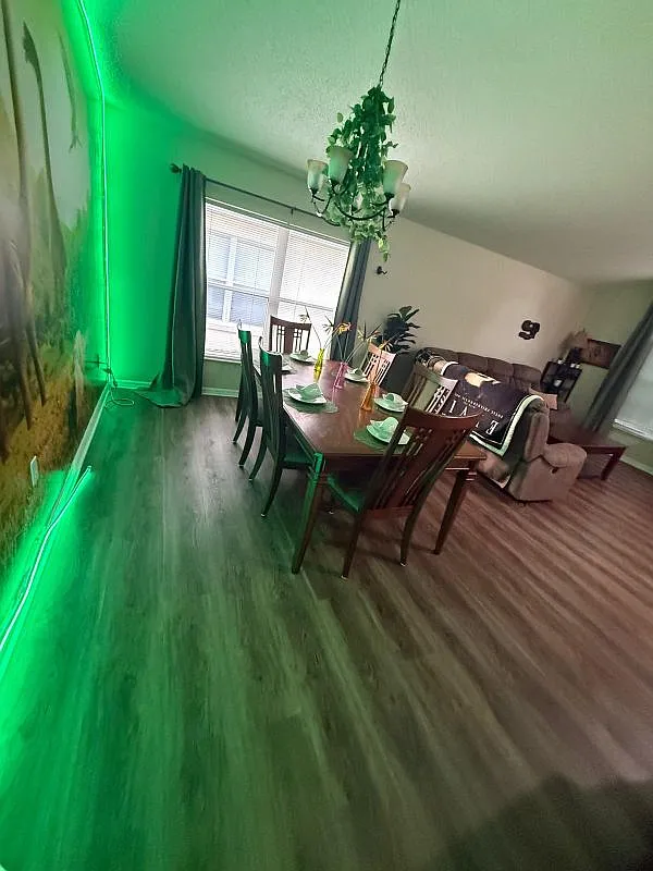 4 bed, 2.0 bath, 1905 sqft, $2,700 — Photo 3