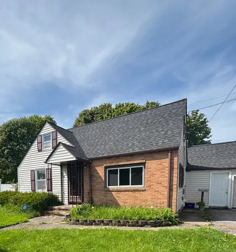 250 Jordan Ave Photo 1