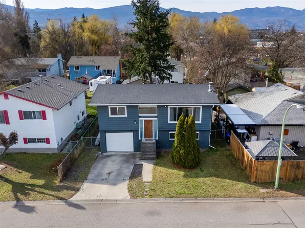 909 Grenfell Ct, Kelowna, BC V1Y 8C5