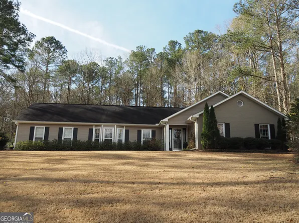 111 Highland Pointe Dr, Lagrange, GA 30240