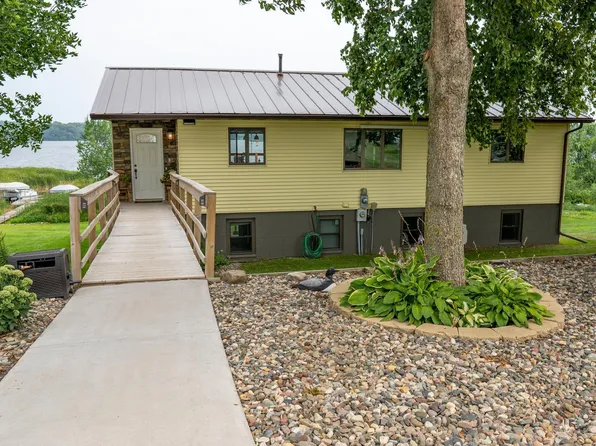11584 Arctic Dr, Grey Eagle, MN 56336