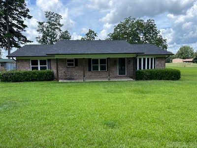 213 Highway 32 E, Hope, AR, 71801