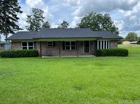 213 Highway 32 E, Hope, AR 71801