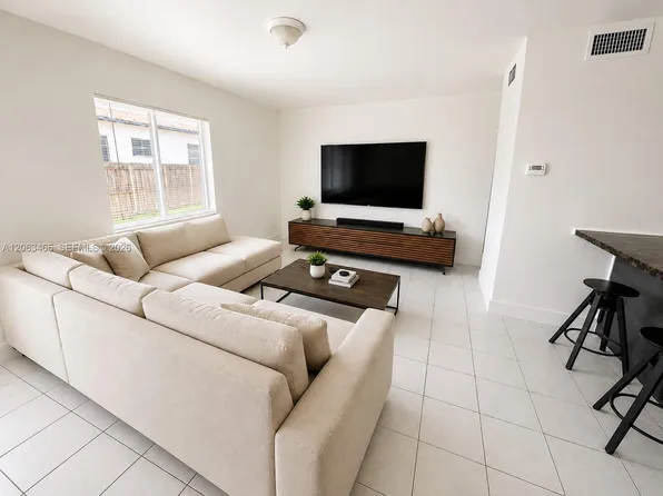 3247 SW 92nd Ave #3247, Miami, FL 33165
