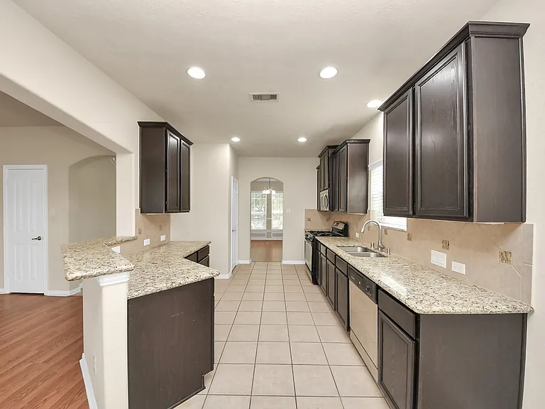 24503 Hikers Bend Dr — Photo 11