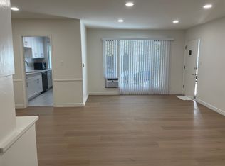 8337 Clinton Ave APT 4, Los Angeles, CA 90048