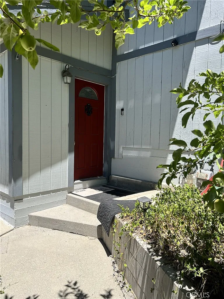 3 bed, 1549 sqft, $2,600 — Photo 4