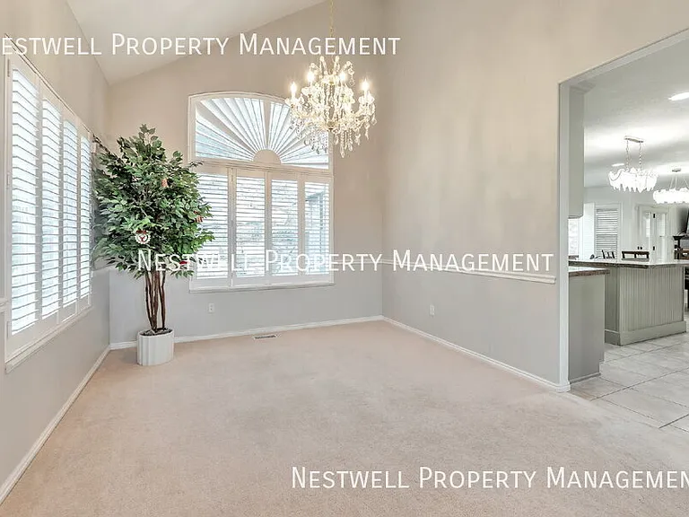 204 N Fairway Dr — Photo 6