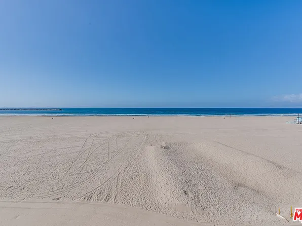 1 Spinnaker St APT 12, Marina Del Rey, CA 90292