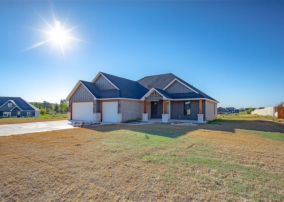 1st image of 2447 Wind River Cir