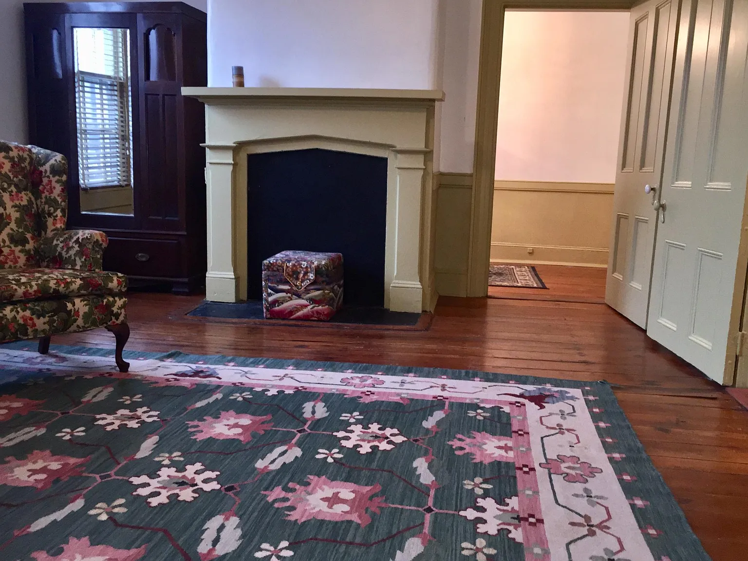 1 bed, 1100 sqft, $1,500 — Photo 3