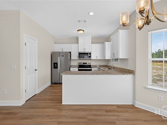 5th image of 149 Franklin Tree Drive NE