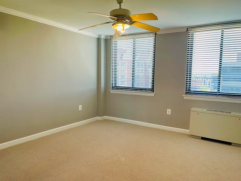801 N Pitt St #901 — Photo 13