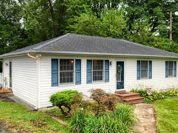 7204 Main St, Queenstown, MD 21658