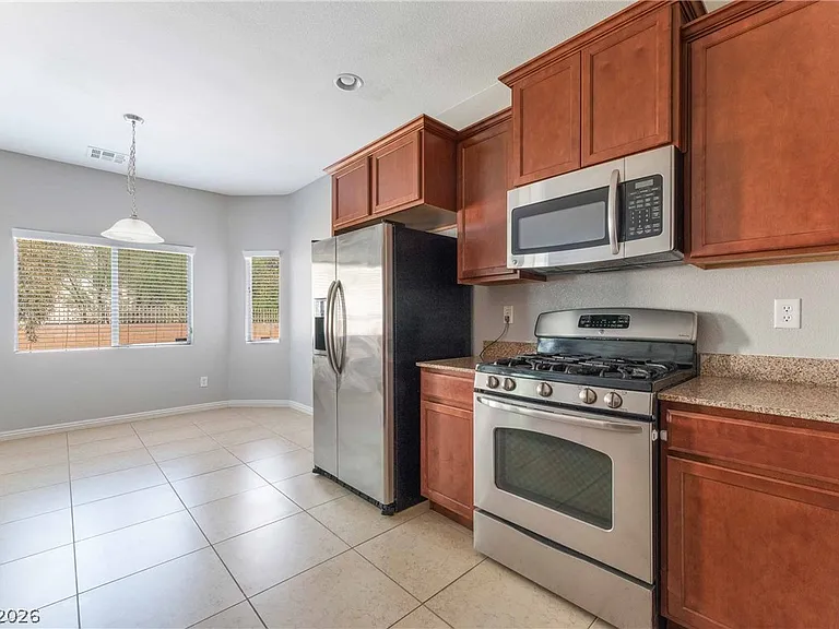 6048 Stern Cove Ct — Photo 6