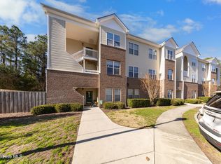 4527 Sagedale Drive Unit 201, Wilmington, NC 28405