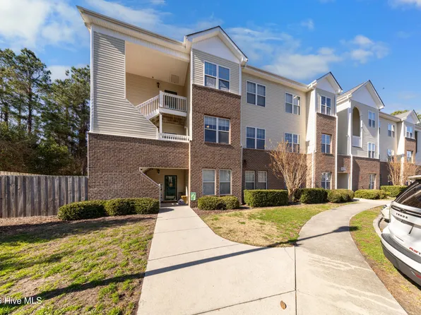 4527 Sagedale Drive Unit 201, Wilmington, NC 28405
