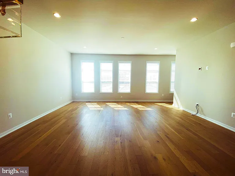 22274 Rivanna Shore Ter — Photo 21