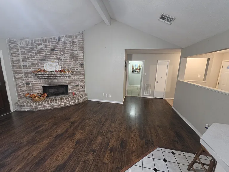 10003 Leamington Dr — Photo 11