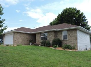 3387 S Valley View Dr, Springfield, MO 65807