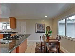5th image of 708 Charter St