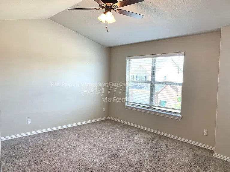 2709 W Shasta Rd — Photo 10