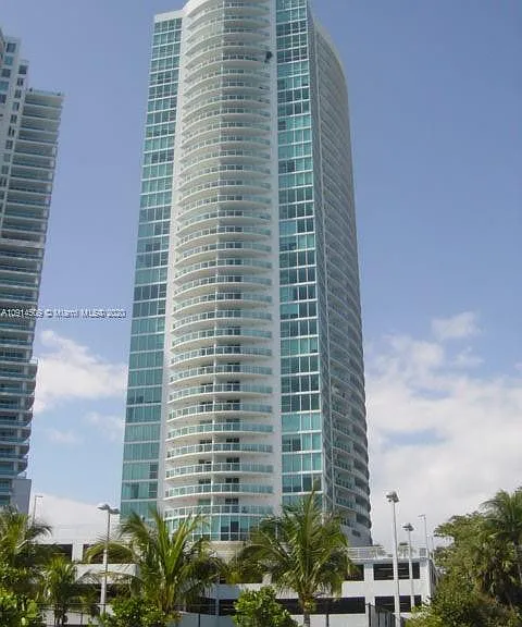 2101 Brickell Ave — Photo 1