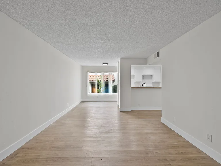 16731 Sherman Way #105A — Photo 16