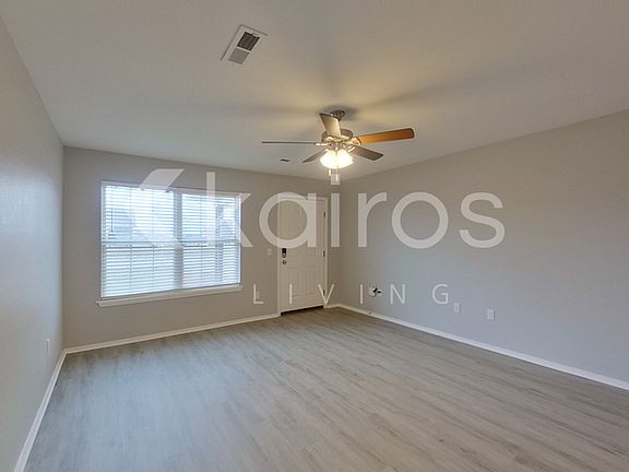 3rd image of 3909 Thomas St #B
