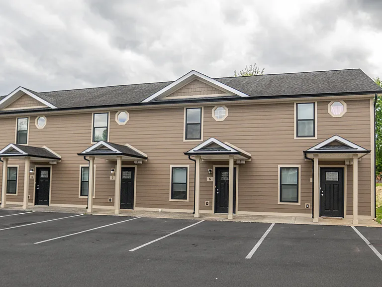 Creekside Village — Photo 1