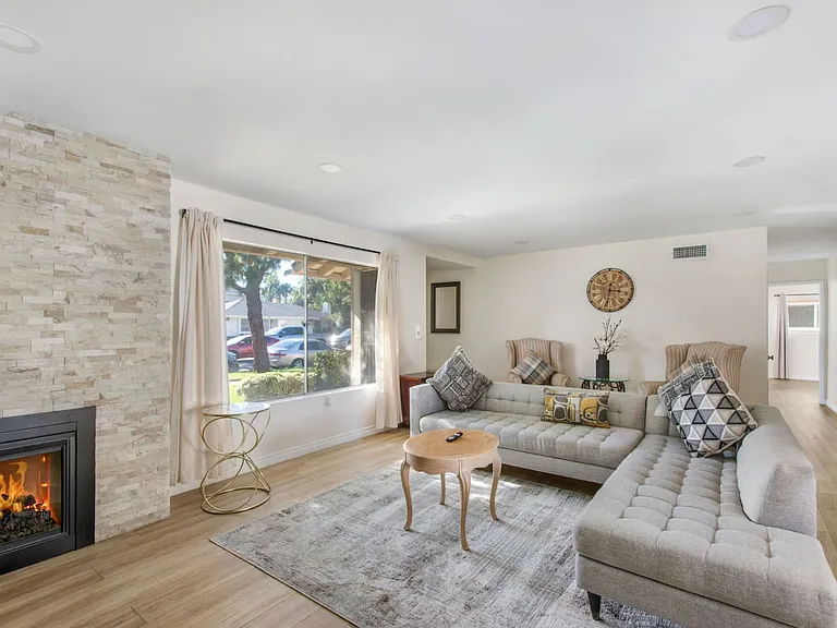 405 Nobel Ave #A — Photo 4