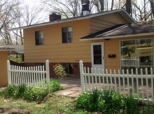 1910 N Oak Ln, State College, PA