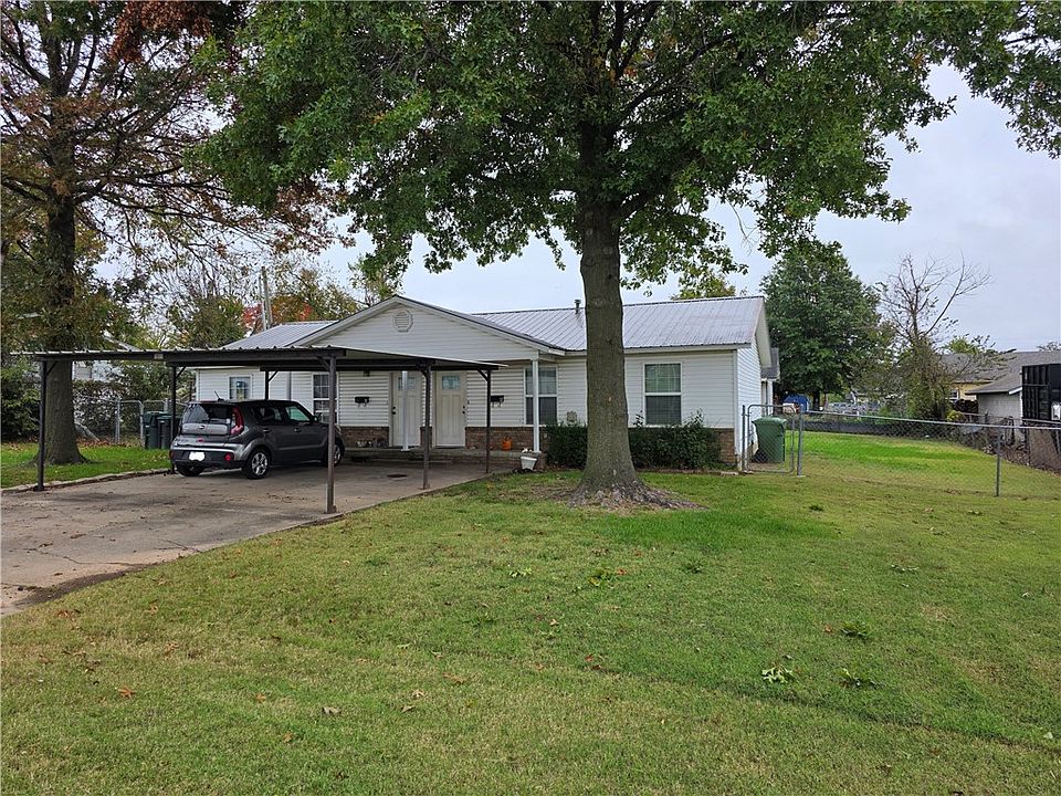 2nd image of 1511 S 5th St #2