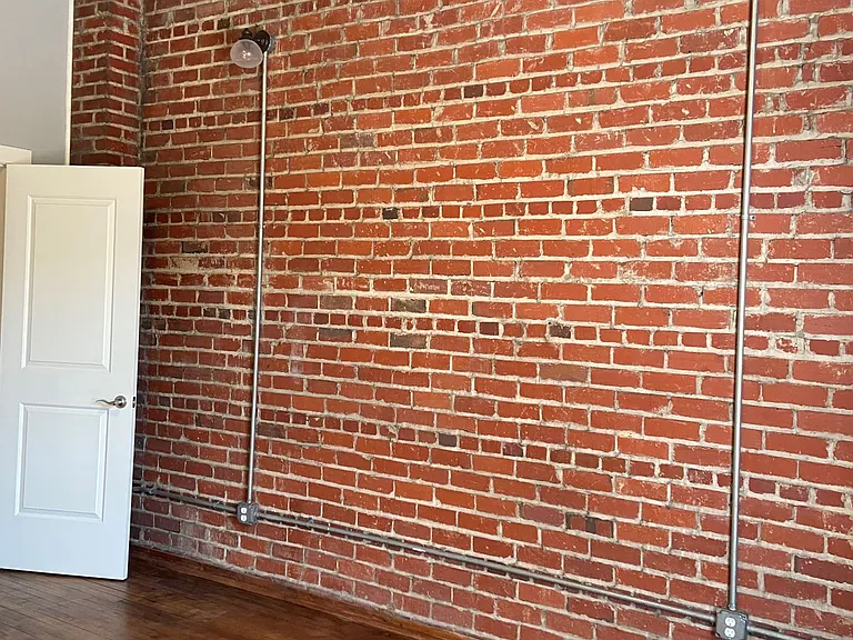 1200 Commerce St #2 — Photo 15
