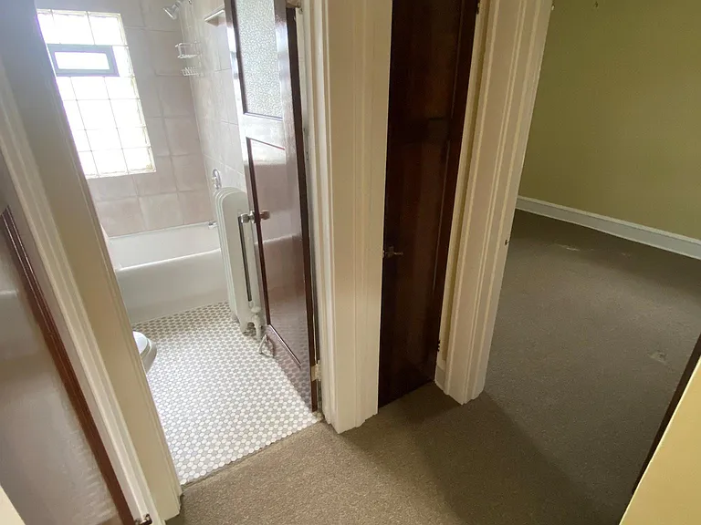 2220 N Bremen St #4 — Photo 6