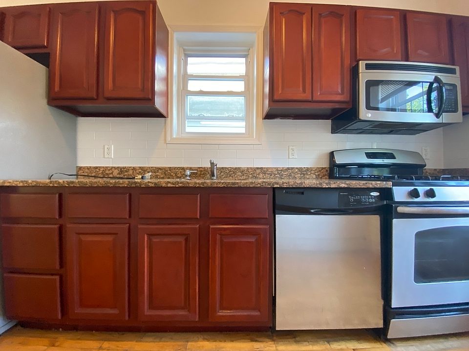 1st image of 20-70 41st St #2A